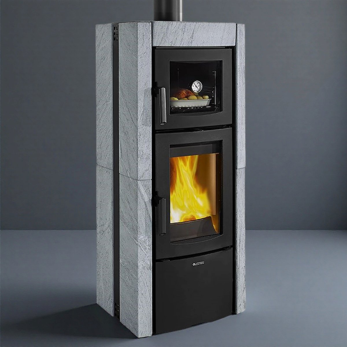Schwarzer Kaminofen mit 🔥 für stilvolle Wärme und gemütliche Atmosphäre in jedem Raum.
