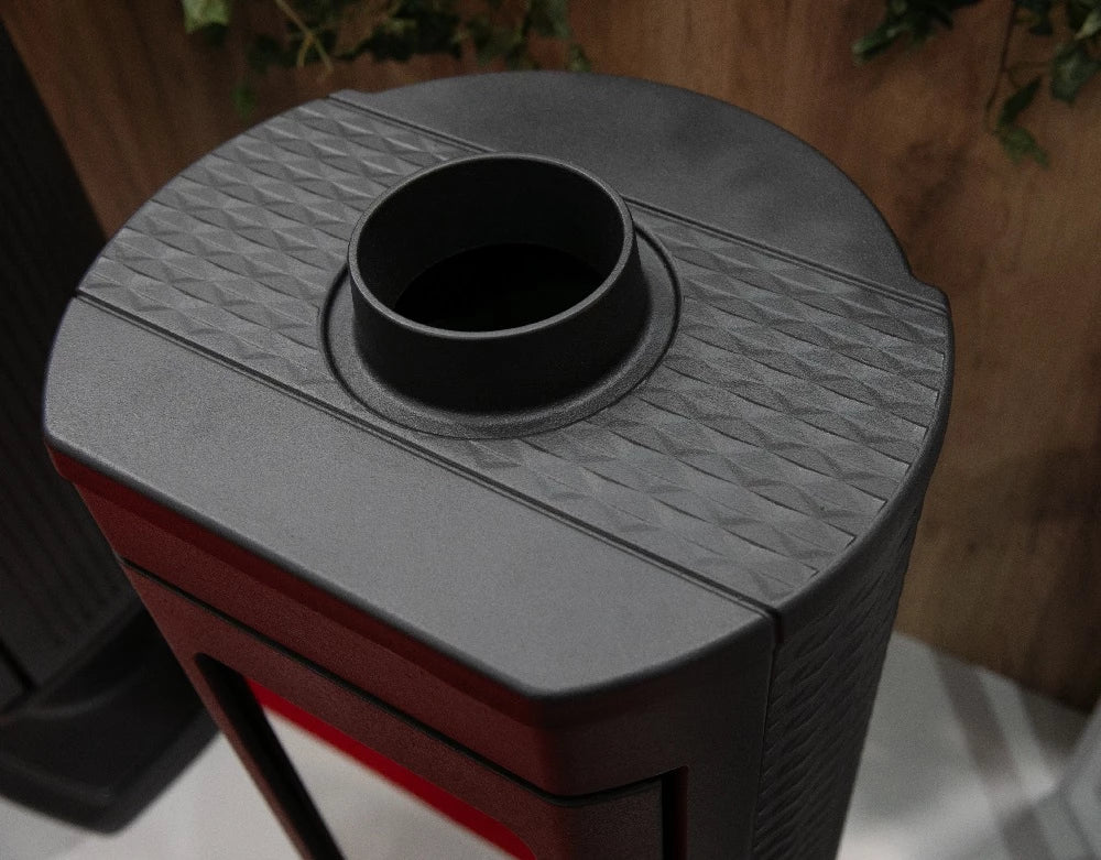 Semineu din fonta de designer Plamen Tara – independent de aerul din incapere