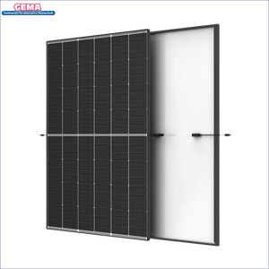 Schwarzes Solarpanel im PV Komplettpaket Huawei 15KW Schrägdachmontage